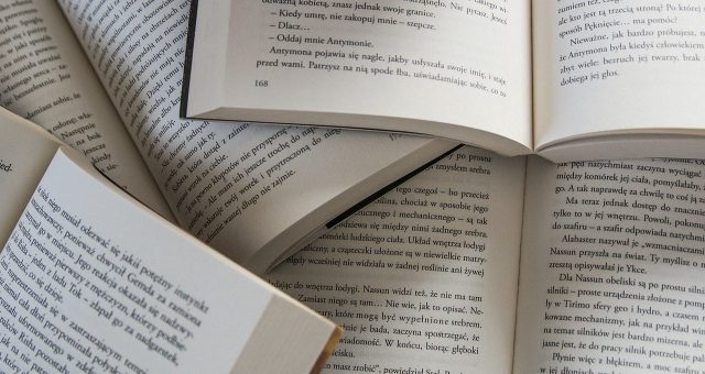 Books 6623567_1280 Aspect Ratio 640 340